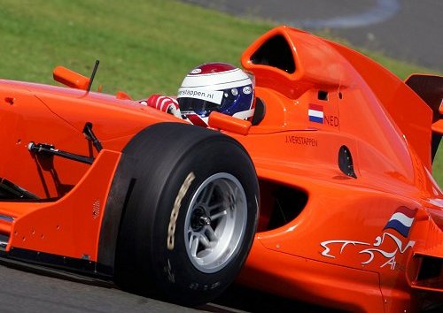 Jos Verstappen snel op gang bij ochtendsessie!